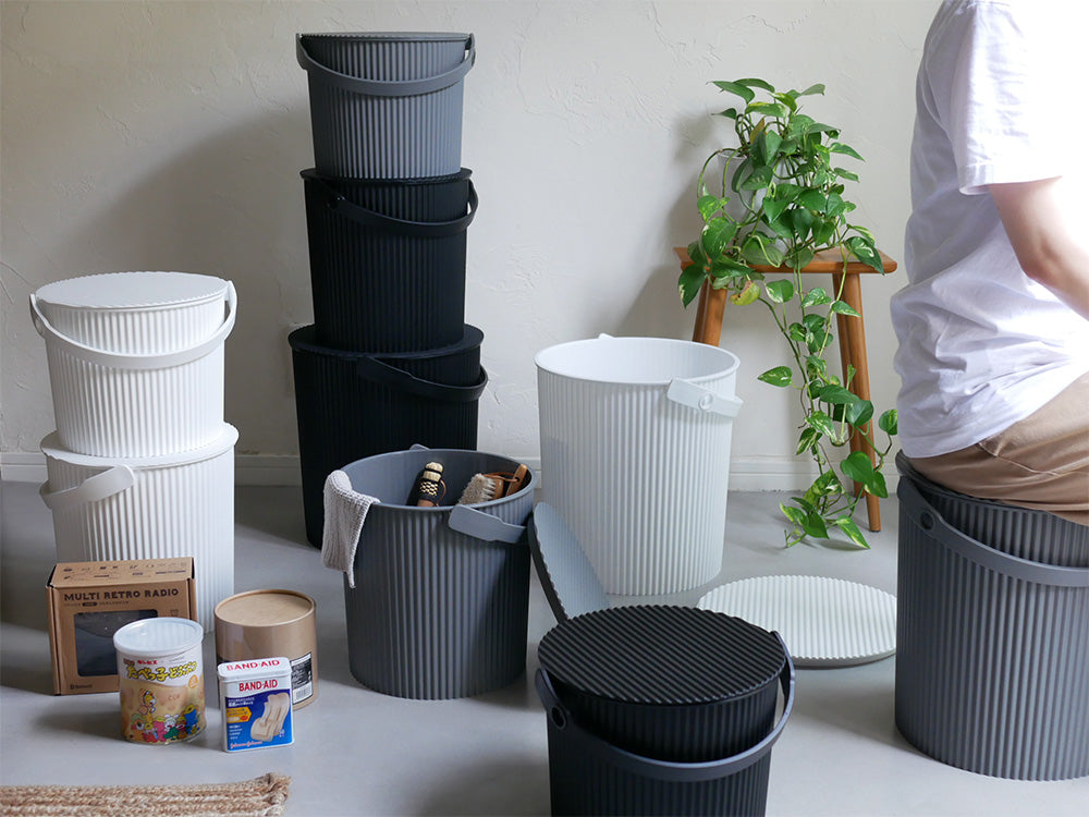 <八幡化成>スツールにもなる蓋付収納 オムニウッティ