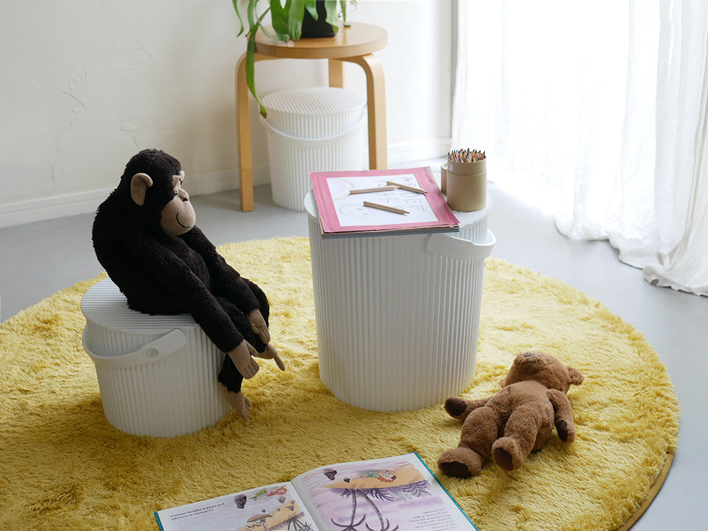 <八幡化成>スツールにもなる蓋付収納 オムニウッティ