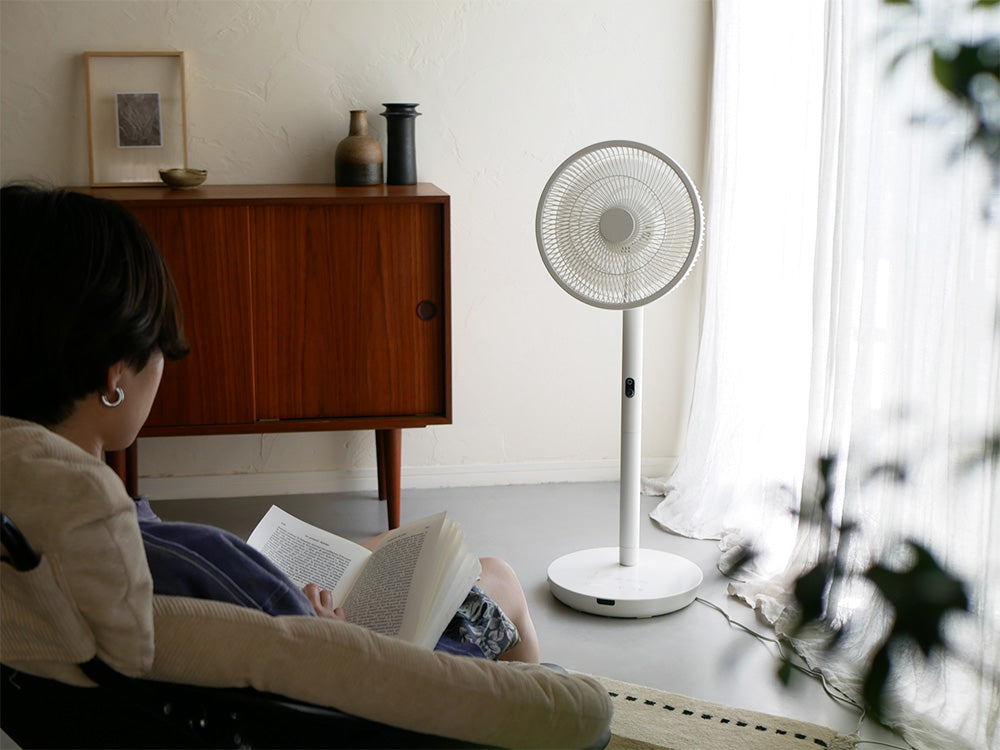 <siroca/シロカ>人認識センサー付き DC扇風機 めくばりファン