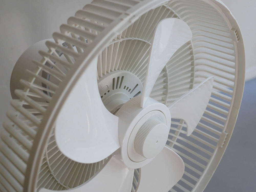 <siroca/シロカ>人認識センサー付き DC扇風機 めくばりファン