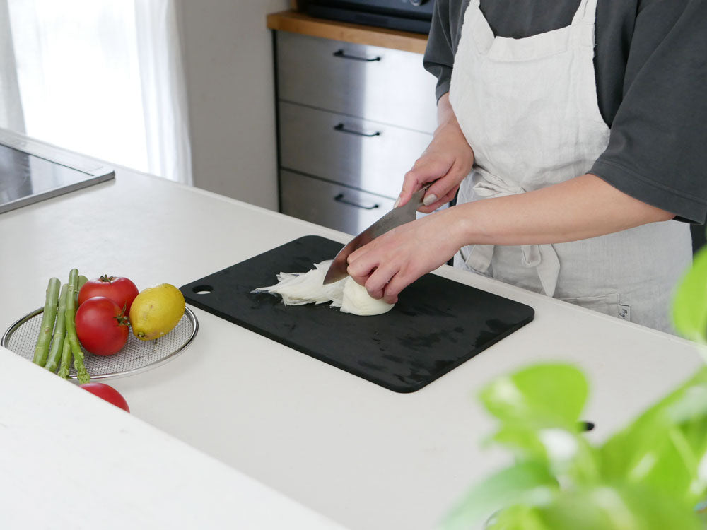 <RUBBER Raba/ラバラバ>プロ愛用 木製とプラ製のいいとこどりまな板