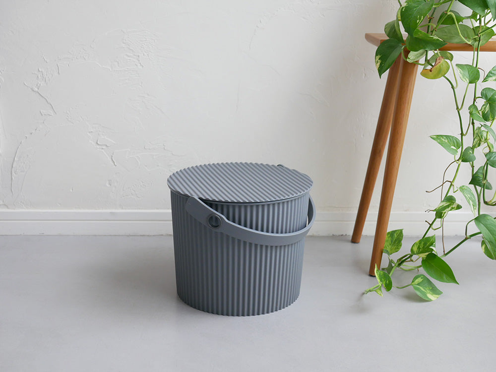 S / ニューグレー