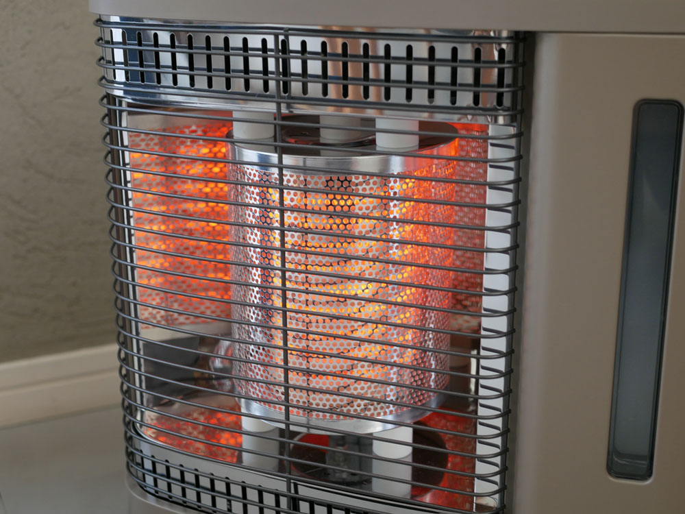 <QUADS/クワッズ>加湿機能付電気ストーブ WARMTH (ウォームス)