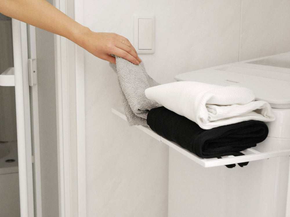 <tower/タワー>マグネット伸縮洗濯機バスタオルハンガー