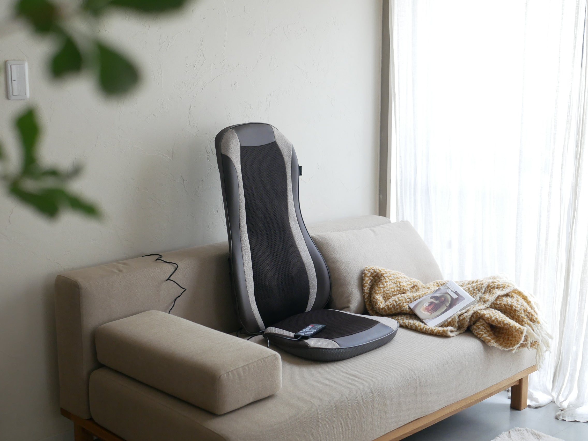 ＜モンデール＞コンパクトマッサージシート たたきほぐし名人コリトレール