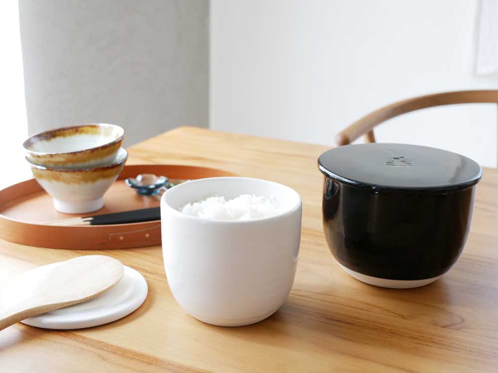 ＜かもしか道具店＞陶の飯びつ