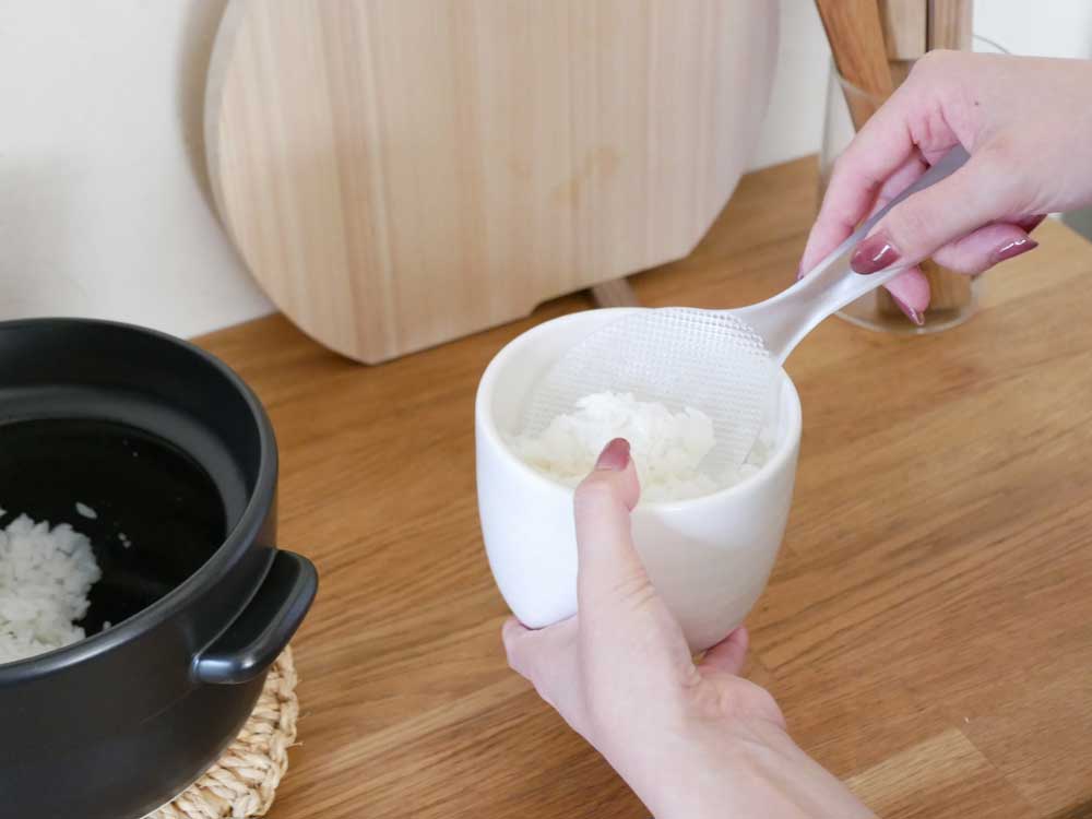 ＜かもしか道具店＞陶の飯びつ