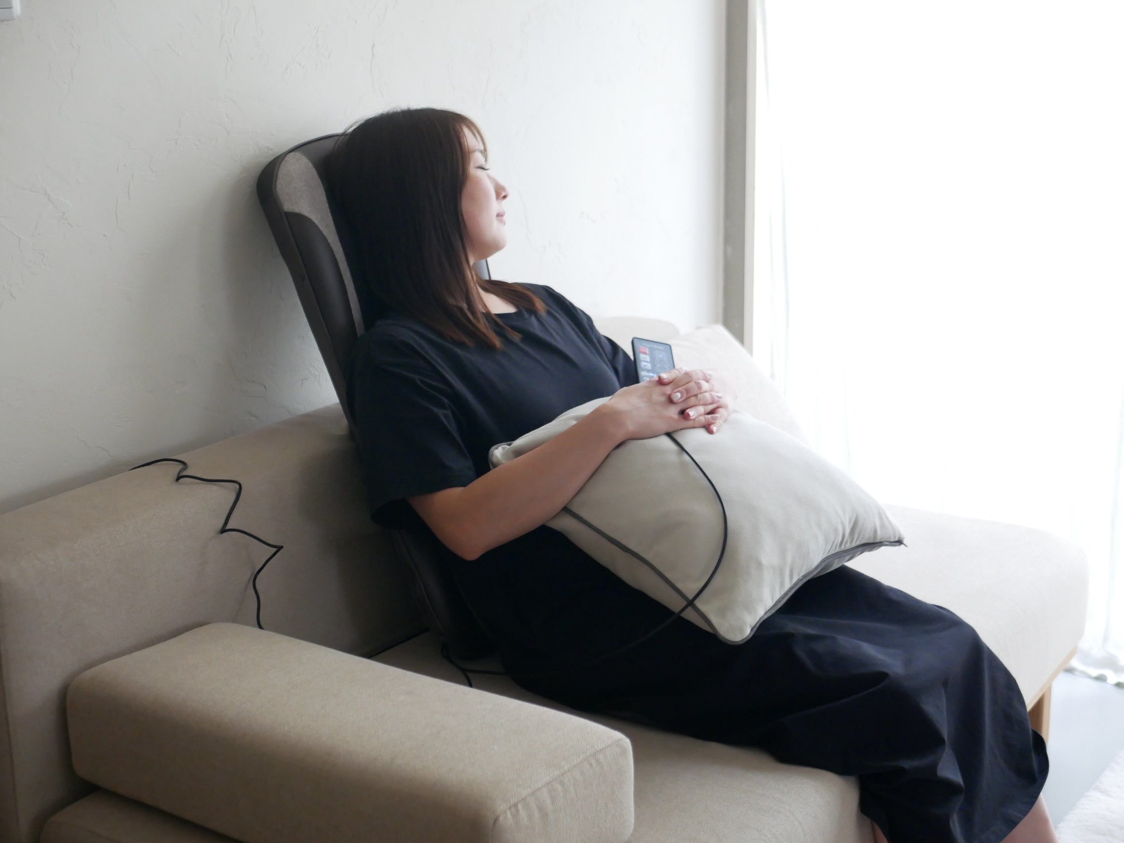 ＜モンデール＞コンパクトマッサージシート たたきほぐし名人コリトレール