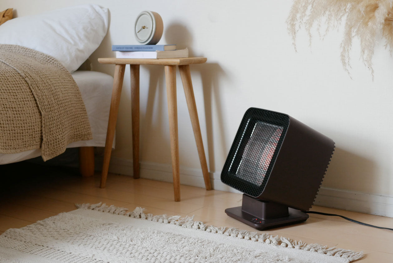 ±0 リフレクトヒーター ■