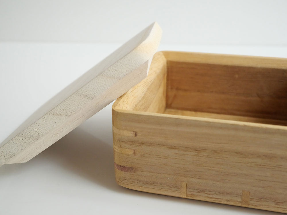 ＜Kirisai/キリサイ＞炊き立てを閉じ込める桐のレンジでごはん鉢