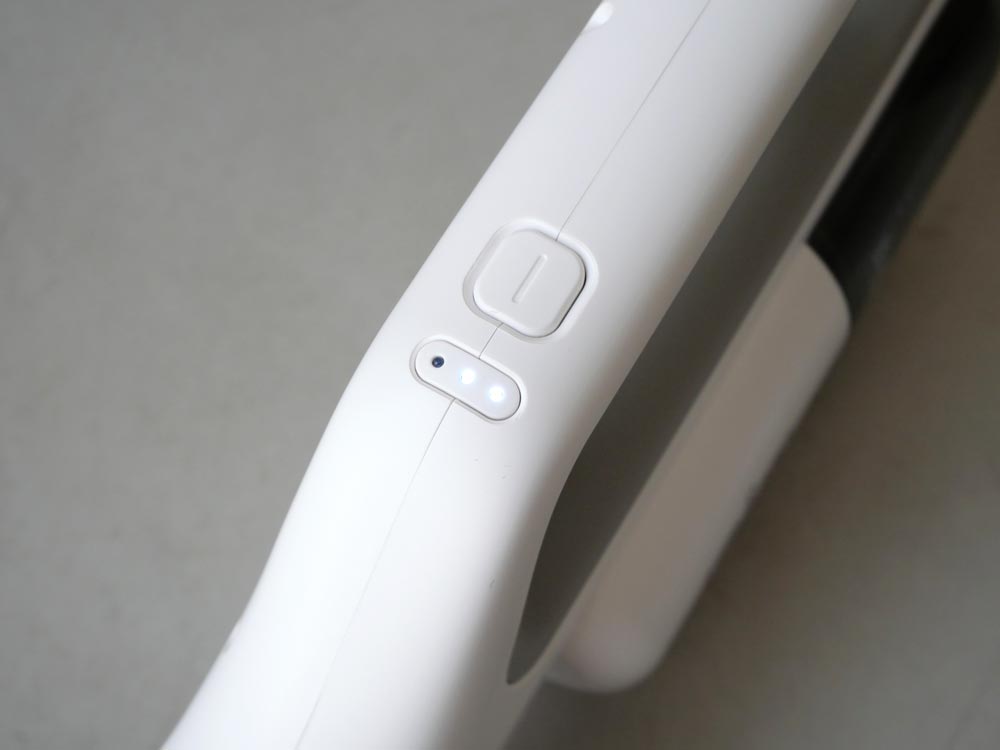 ＜レイコップ＞軽量コードレスUVふとんクリーナー レニー（替えフィルター45枚付き）