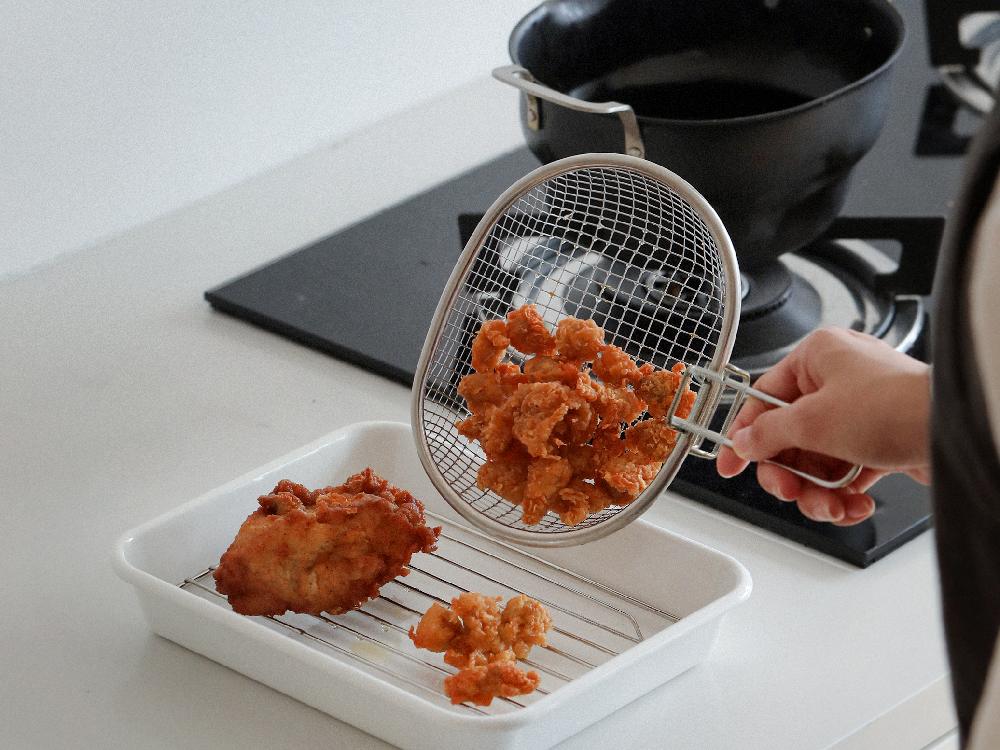 ＜SHIMOYAMA/シモヤマ＞コンパクトに収納できる揚げ物鍋セット