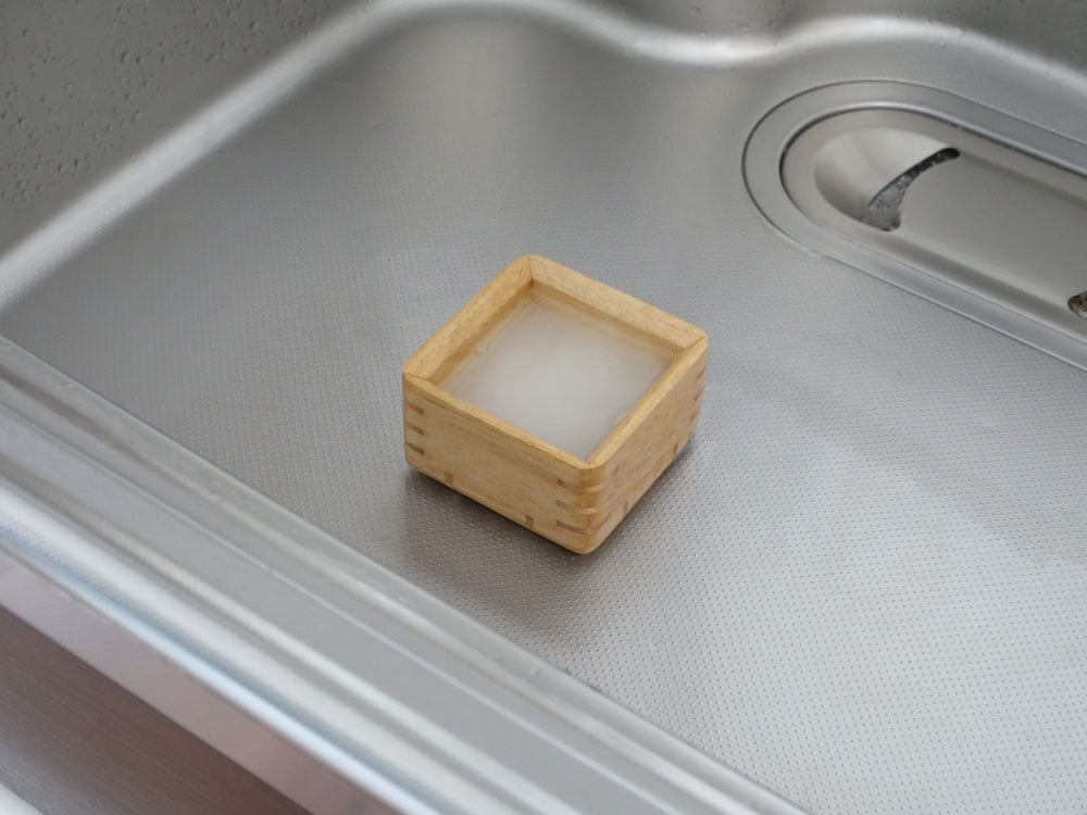 ＜Kirisai/キリサイ＞炊き立てを閉じ込める桐のレンジでごはん鉢