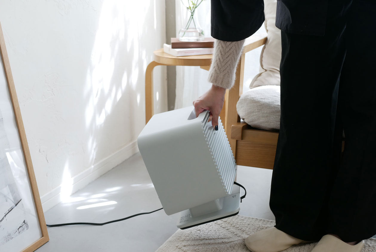 ±0 リフレクトヒーター ■