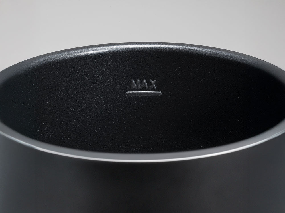 ＜±０/プラスマイナスゼロ＞転倒お湯漏れ防止機能付きスチーム式加湿器H220