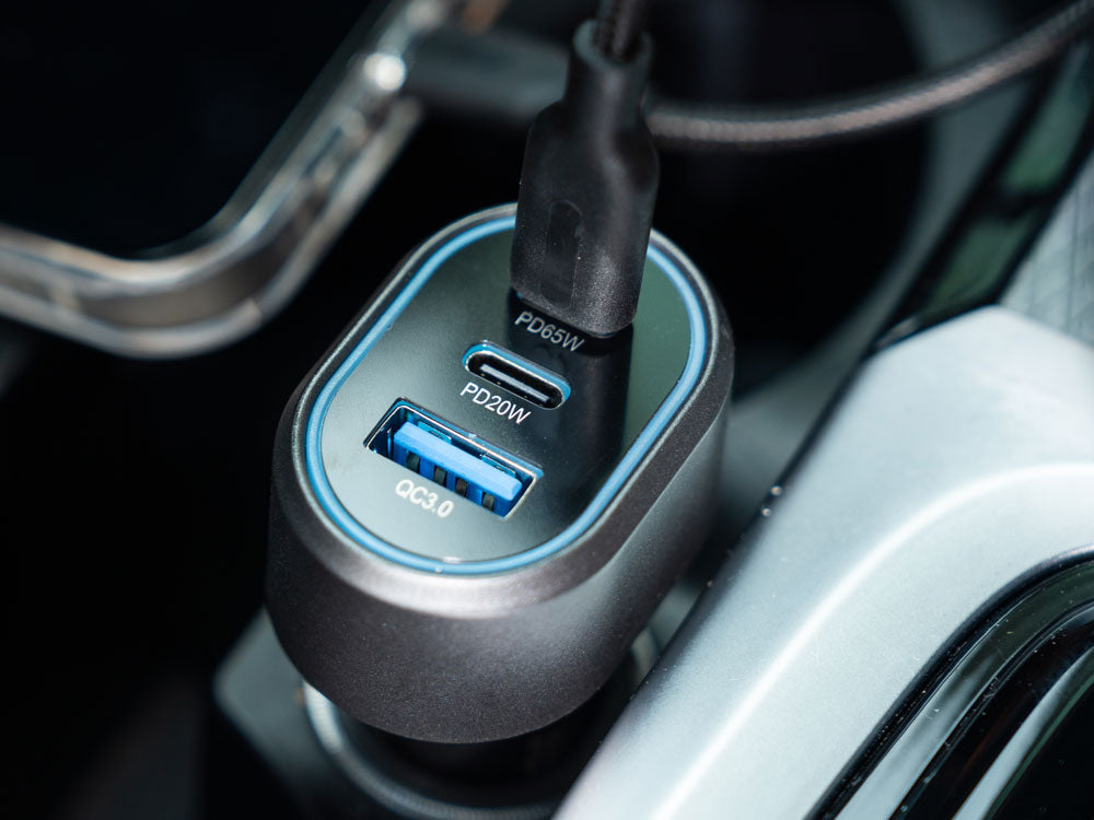 ＜BEZALEL＞ストレスフリーなマグネット充電器 カータイプ