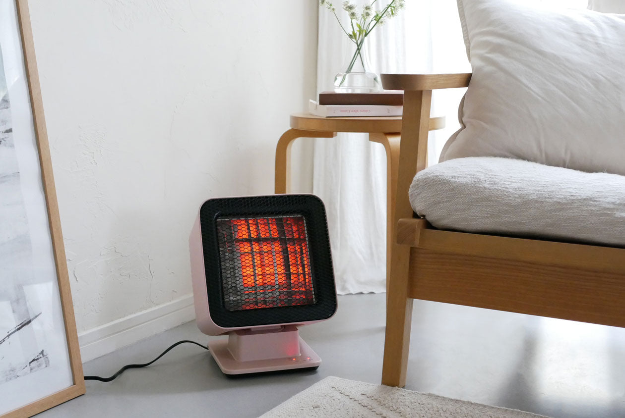 ±0 リフレクトヒーター ■