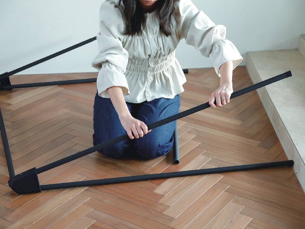 ＜CB JAPAN/シービージャパン＞掛け布団も干せる室内物干しスタンド
