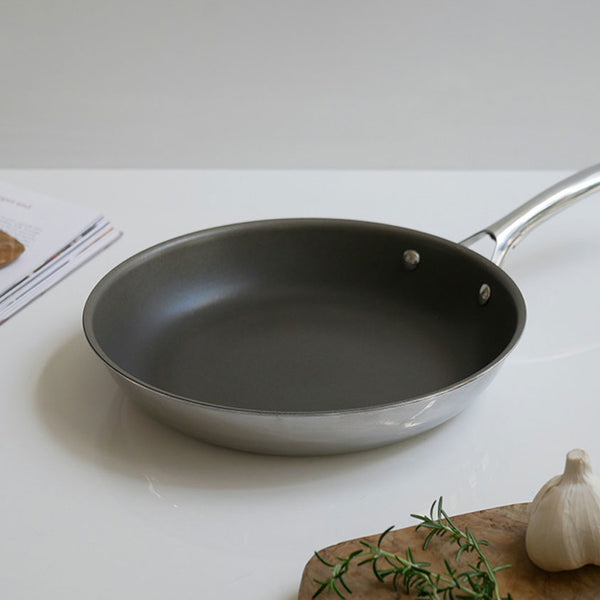 Corelle フライパン 26㎝ Corelle/コレール＞ Corelle Fry pan 26cm – カチモ | カチあるモノで