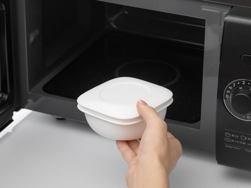 ＜like-it/ライクイット＞蒸気であたためる冷凍ごはん容器