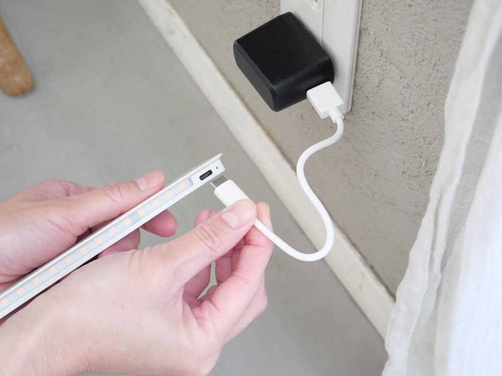 充電式センサーライト「かげあかり」