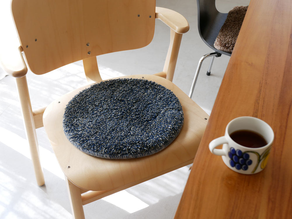 ＜＆NE/アンドエヌイー＞洗える低反発シャギーチェアパッド