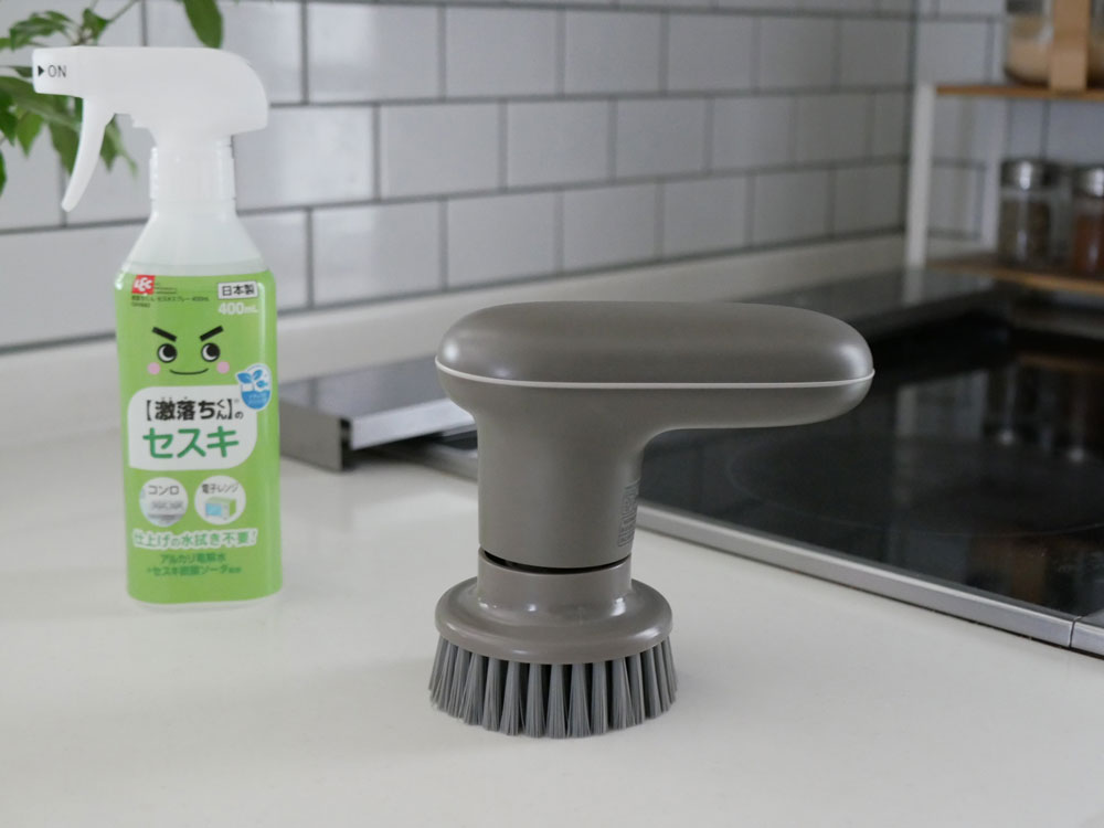 ＜±0/プラスマイナスゼロ＞激落ちくん　コードレス電動ブラシ