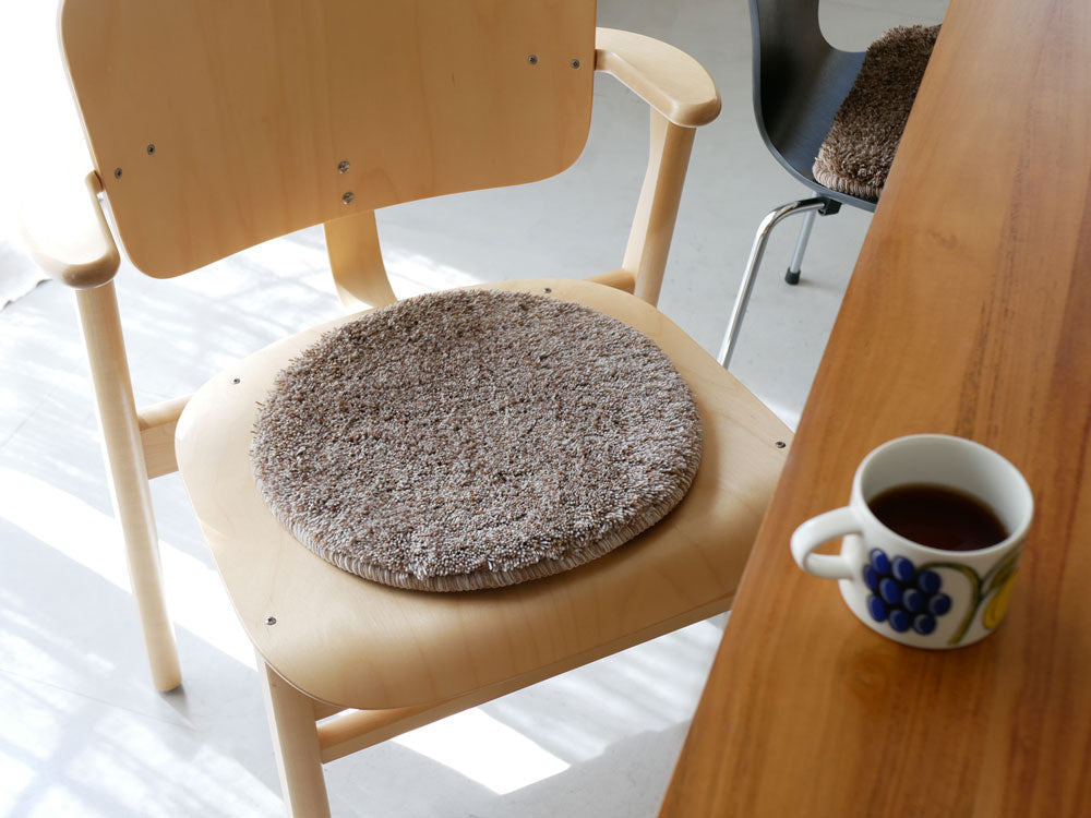 ＜＆NE/アンドエヌイー＞洗える低反発シャギーチェアパッド