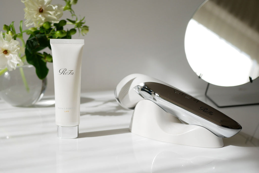 リファ レイズ ホワイト 1_5defd383-3264-47ea-87f7-